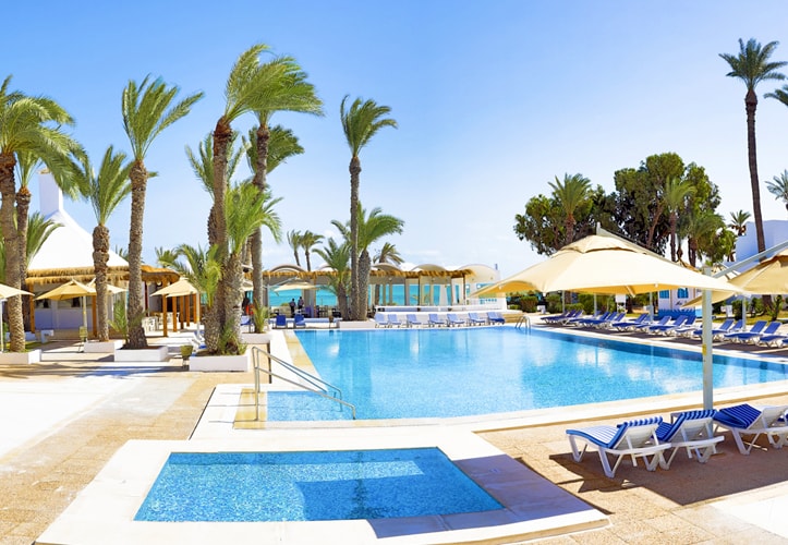 Hari Club Beach Resort